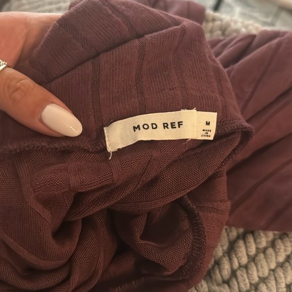 Mod Ref Medium eggplant purple/ brown long lined sweater - Picture 6 of 6